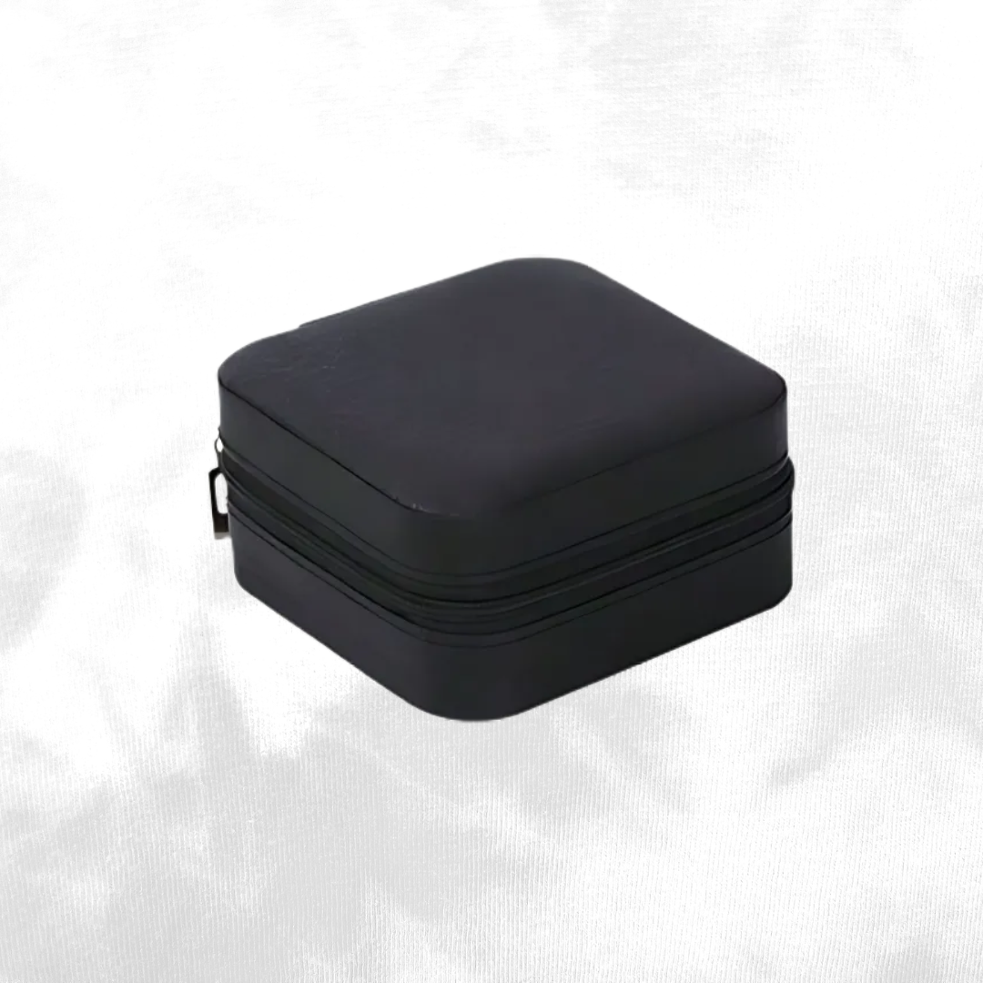 Personalised compact jewellery box with custom name – gift for her.