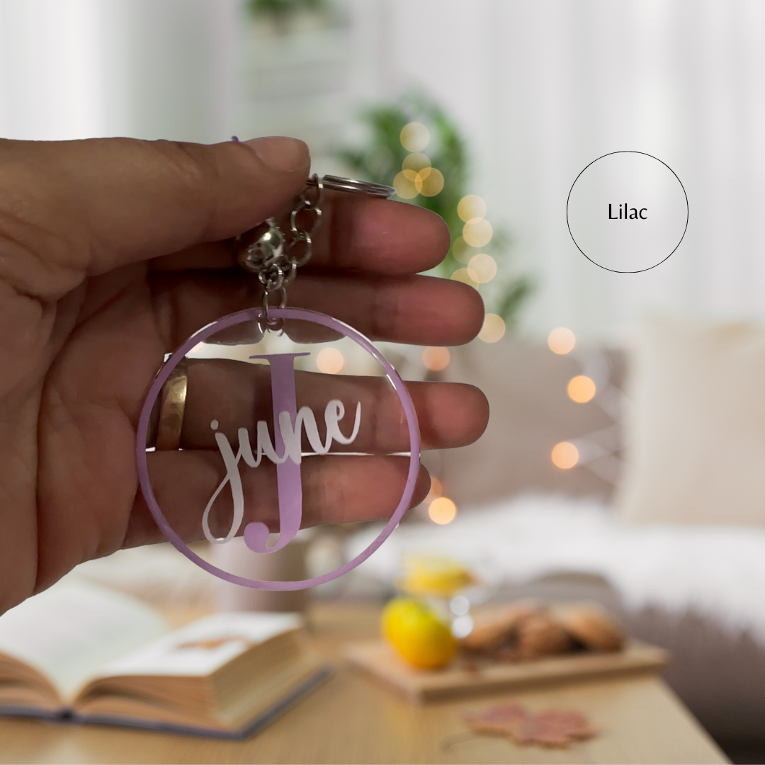 Personalised name keyring in word style – acrylic gift keychain.